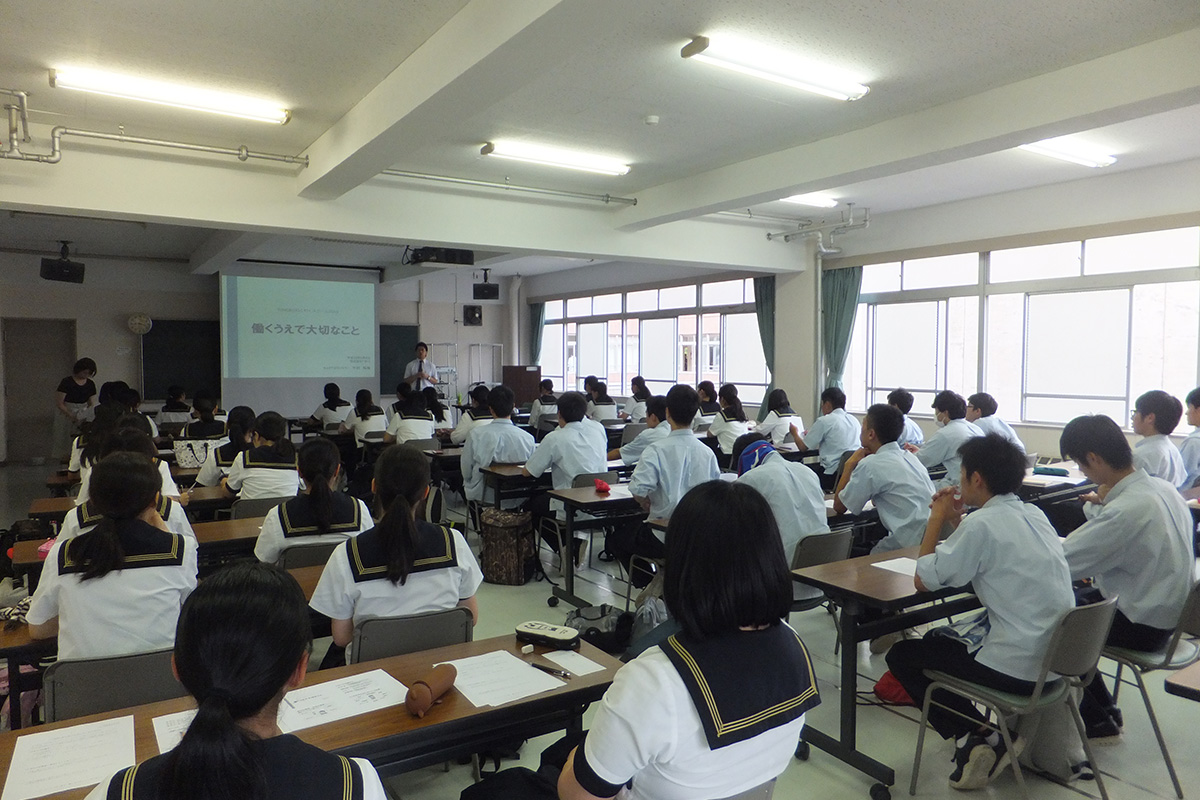 青森県:弘前学院聖愛高等学校 イメージ5 image