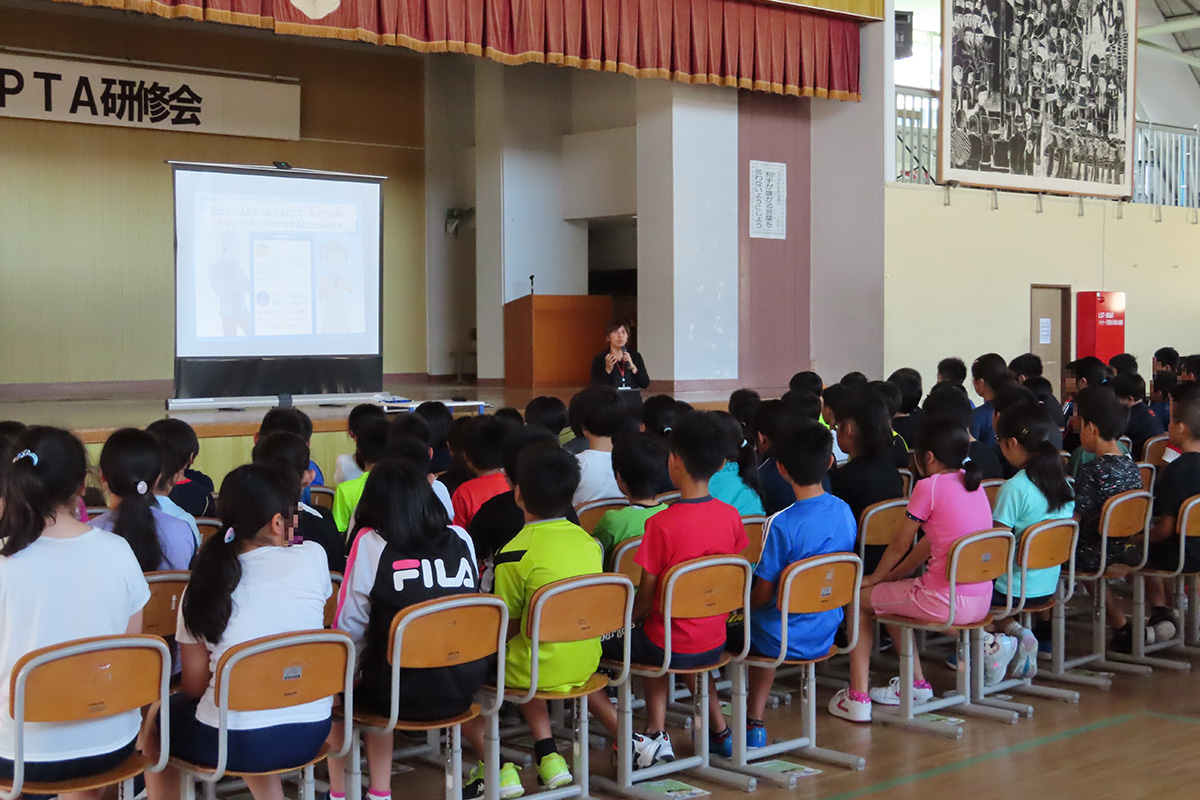 青森県:鶴田町立鶴田小学校 イメージ5 image